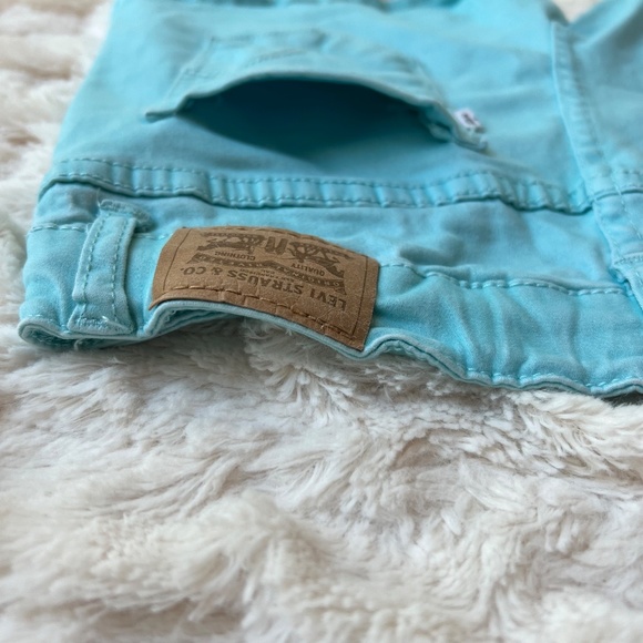 Levy's Kids Girlfriend Fit Printed Color Shorty Shorts - Picture 8 of 14